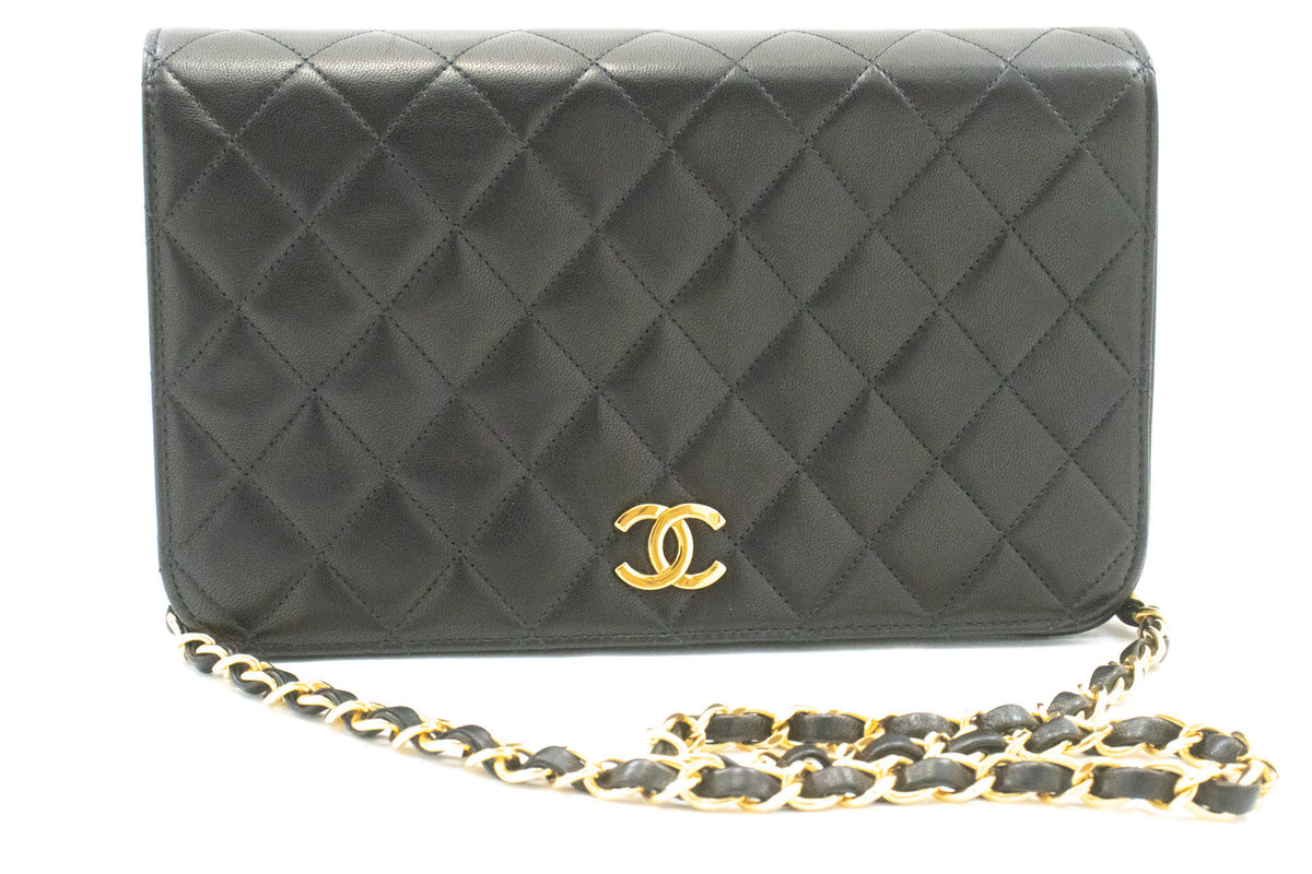 CHANEL Full Flap Chain Shoulder Bag Clutch Black Quilted Lambskin ao5 — front hannari-shop