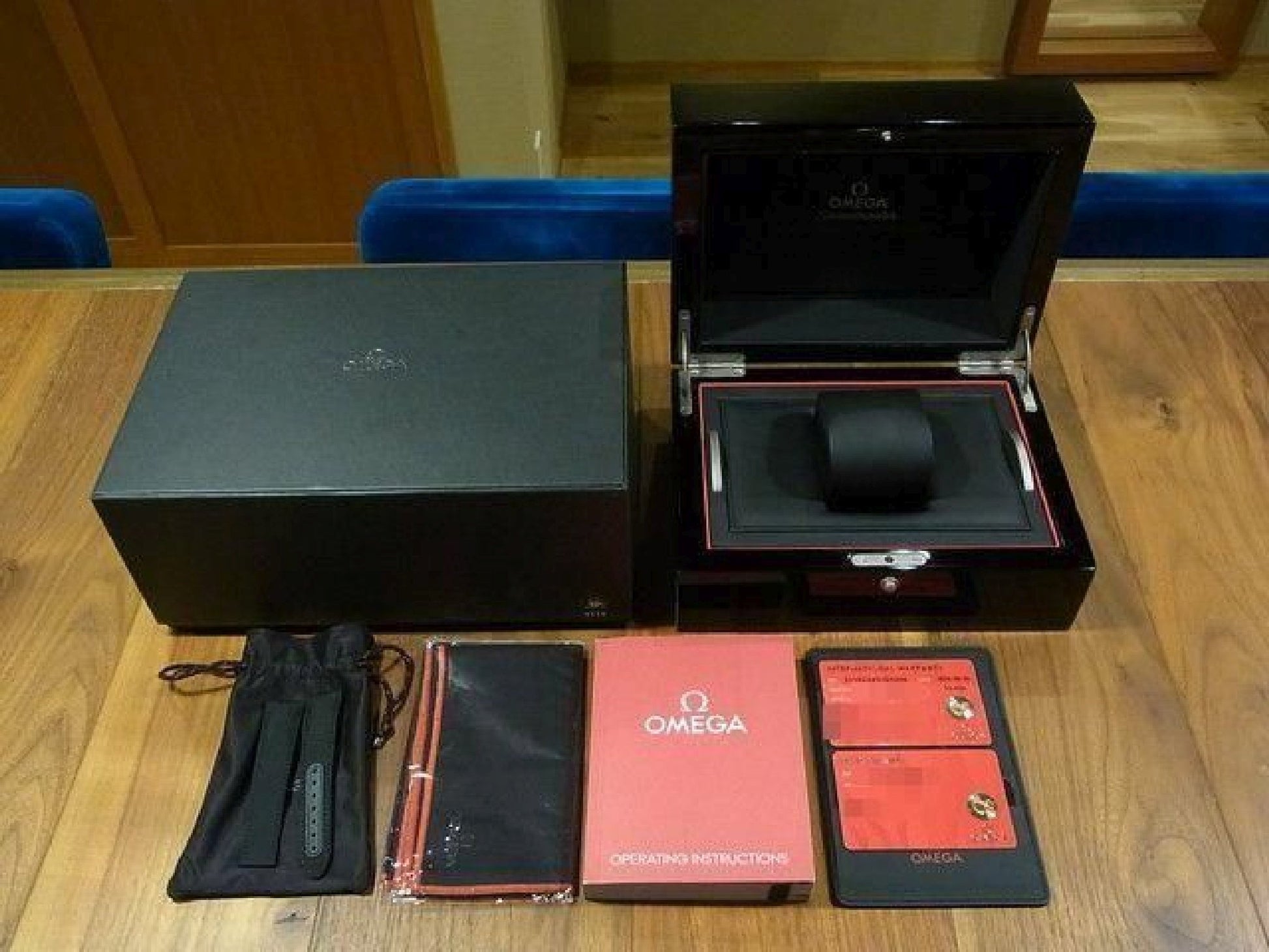 OMEGA Speedmaster dark side of the moon 311.92.44.51.01.006 Genuine goods
 Mens 189398890 hannari-shop