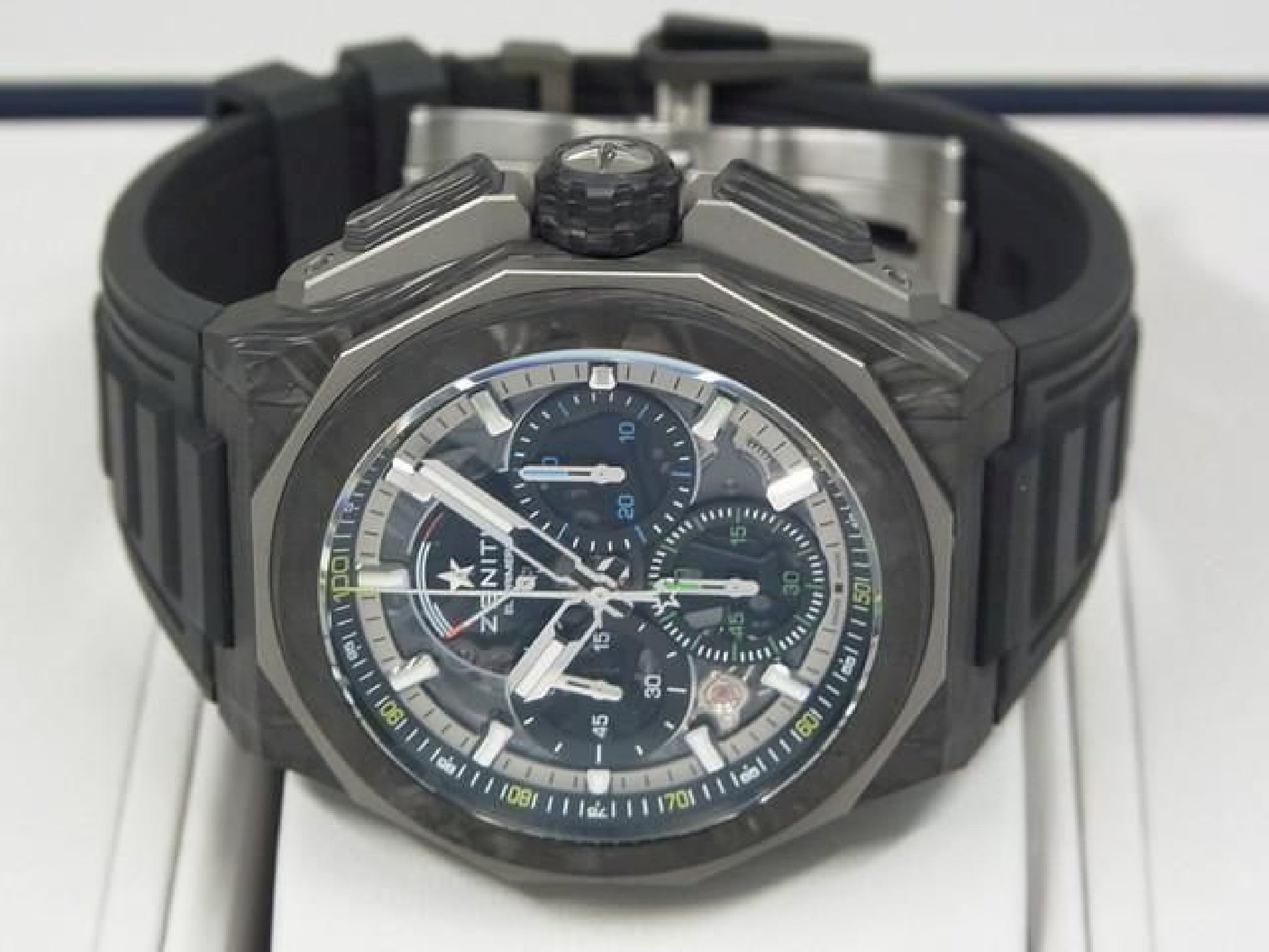 ZENITH Defy extreme Carbon 10.9100.9004/22.I200 Genuine goods Mens 192616198 hannari-shop