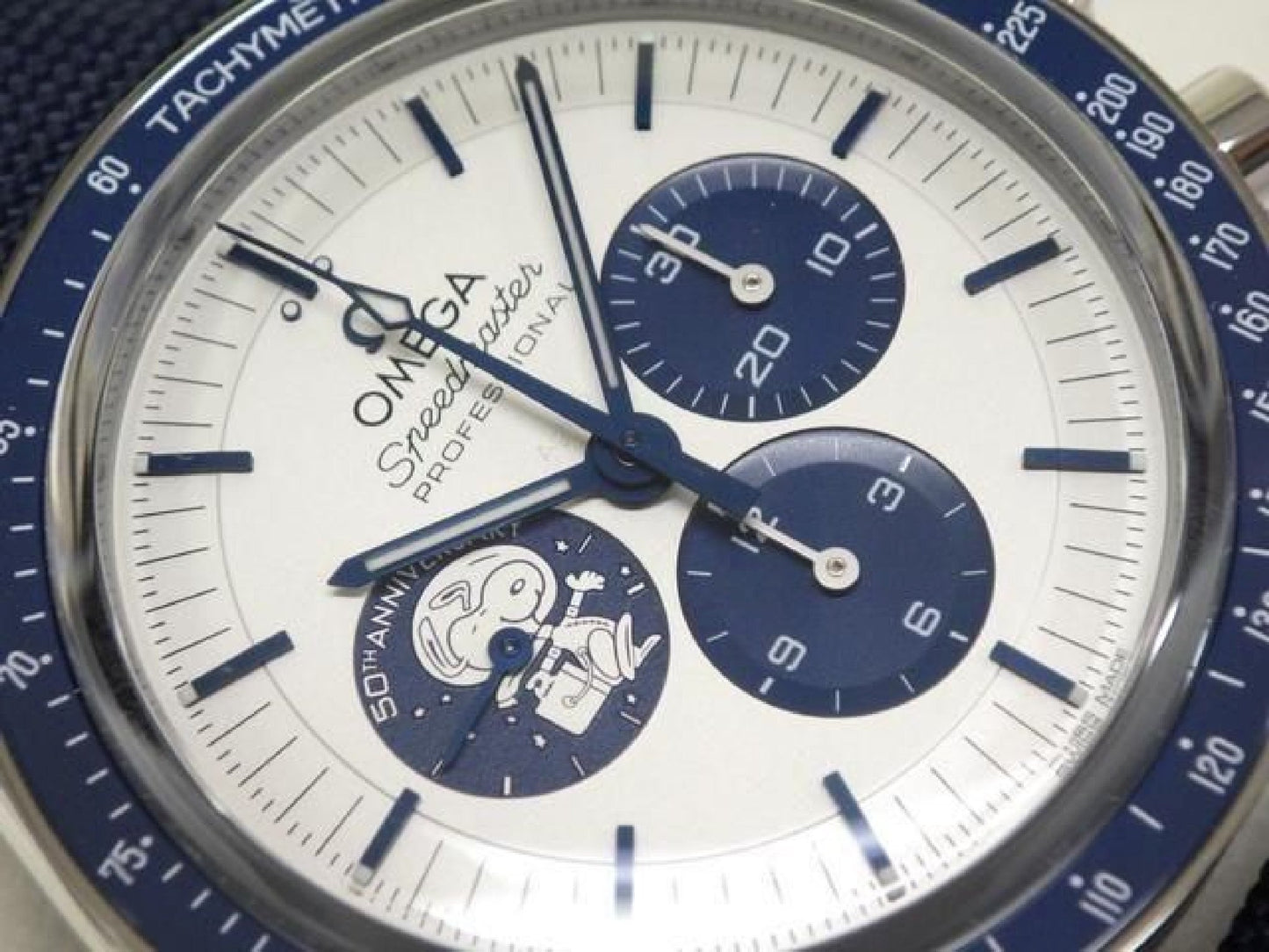 OMEGA Speedmaster silver Snoopy Award 50 Anniversary model 310.32.42.50.02.001 '26 purchased unused Mens 192952015 hannari-shop