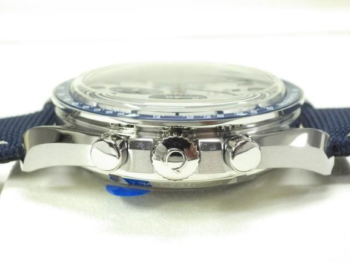 OMEGA Speedmaster silver Snoopy Award 50 Anniversary model 310.32.42.50.02.001 '26 purchased unused Mens 192952015 hannari-shop