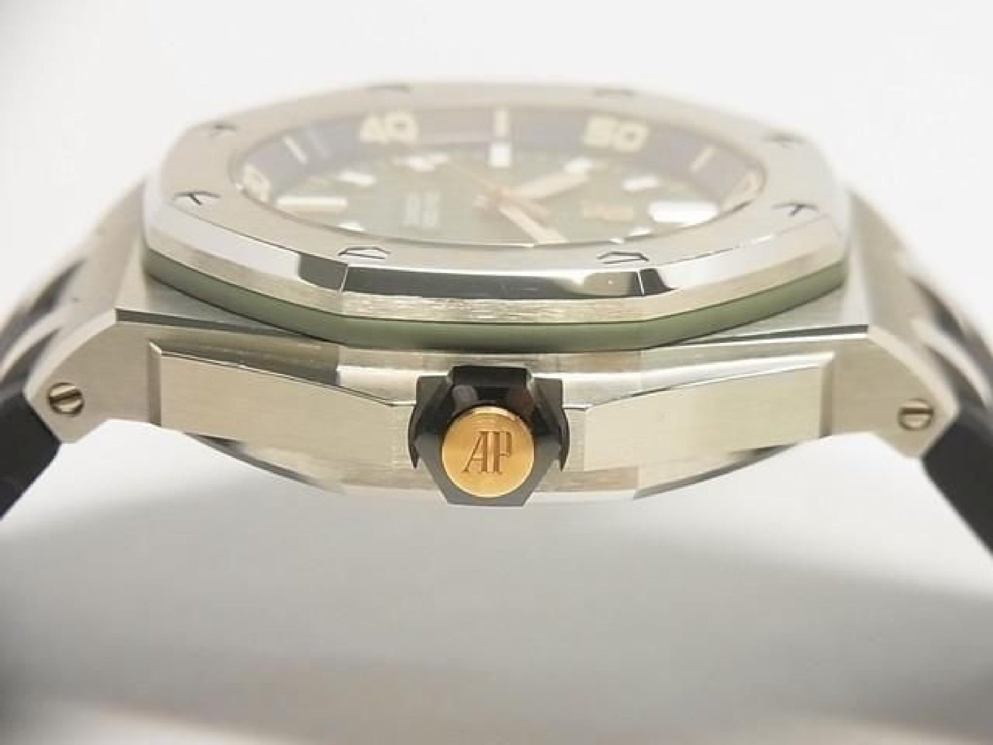 AUDEMARS PIGUET Royal Oak Offshore Diver khaki green 15720ST.OO.A052CA.01 Mens 192952170 hannari-shop