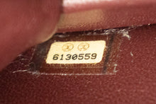 Borsa a tracolla CHANEL con catena a patta intera Pochette in pelle di agnello trapuntata nera j67