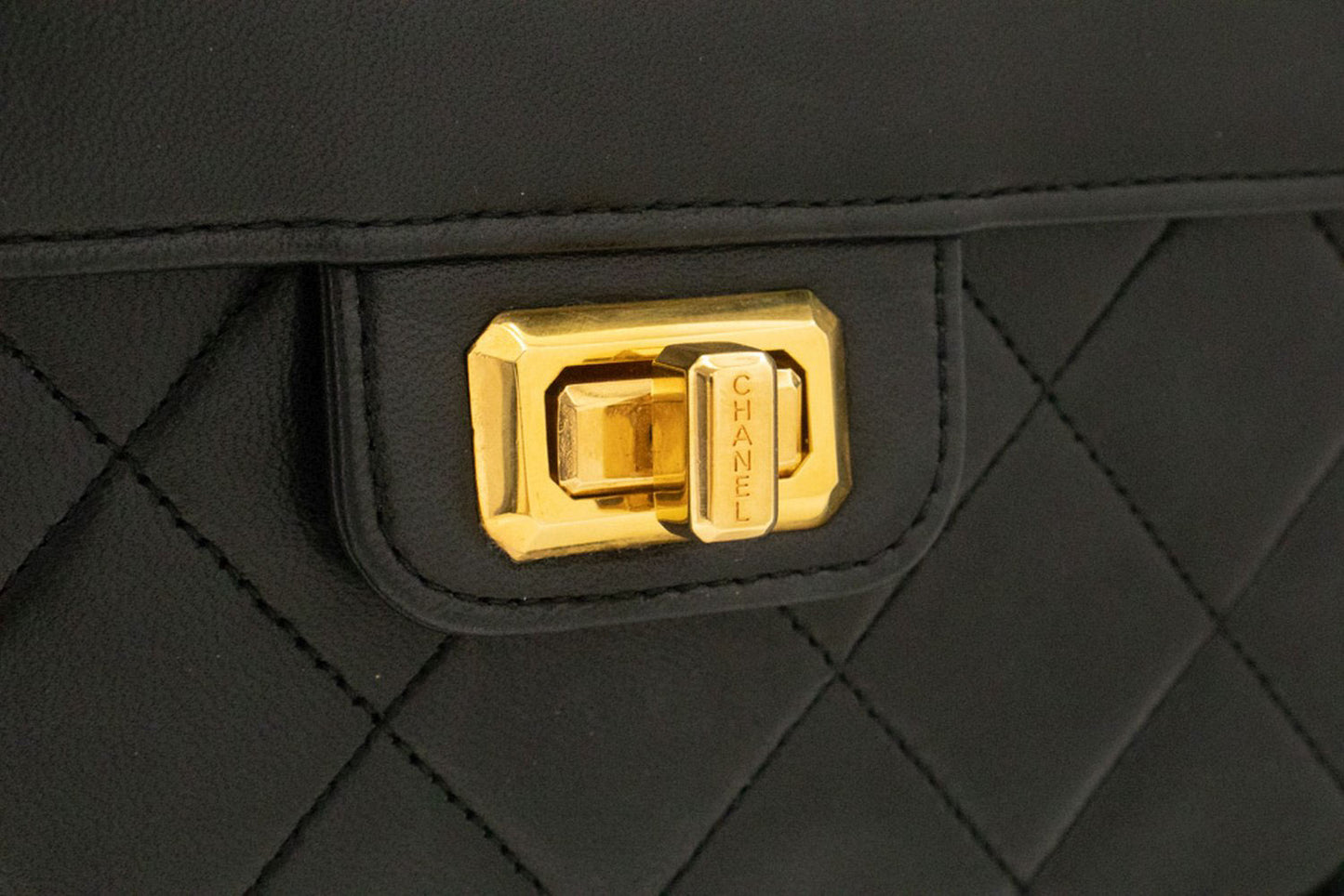 CHANEL Vintage Classic Chain Shoulder Bag Single Flap Quilted Lamb ag8 hannari-shop