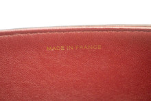 CHANEL Sac à bandoulière avec chaîne à rabat complet Pochette en cuir d'agneau matelassé noir m06