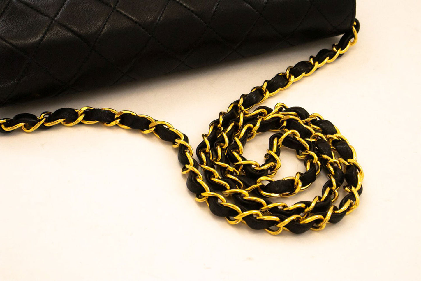 CHANEL Small Chain Shoulder Bag Clutch Black Quilted Flap Lambskin ah4 hannari-shop