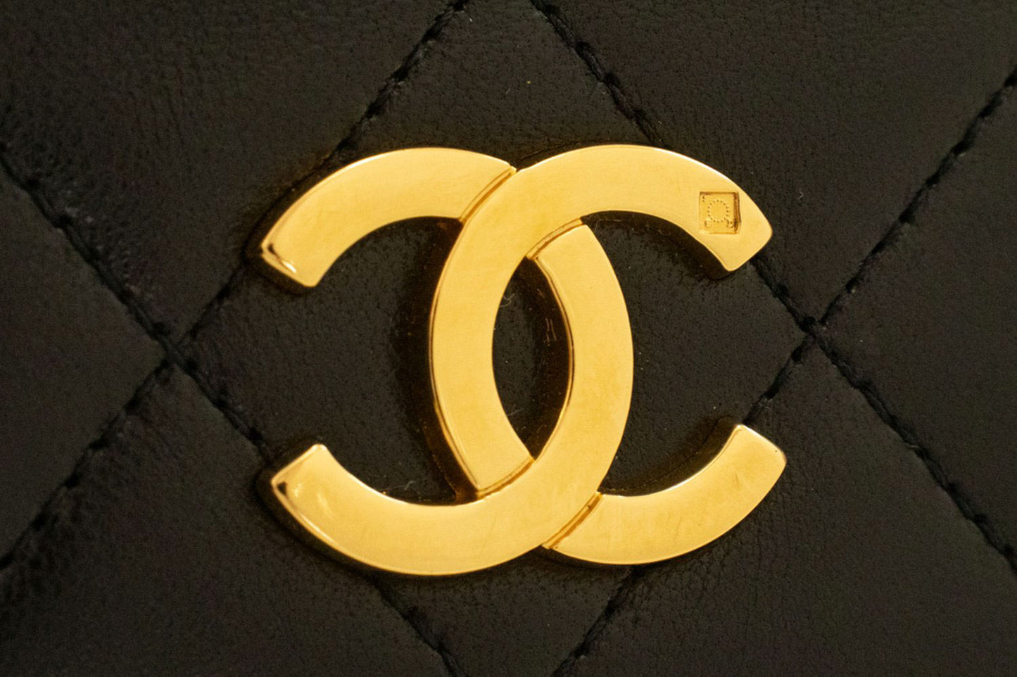 CHANEL Full Flap Small Chain Shoulder Bag Clutch Black Quilted aj2 hannari-shop